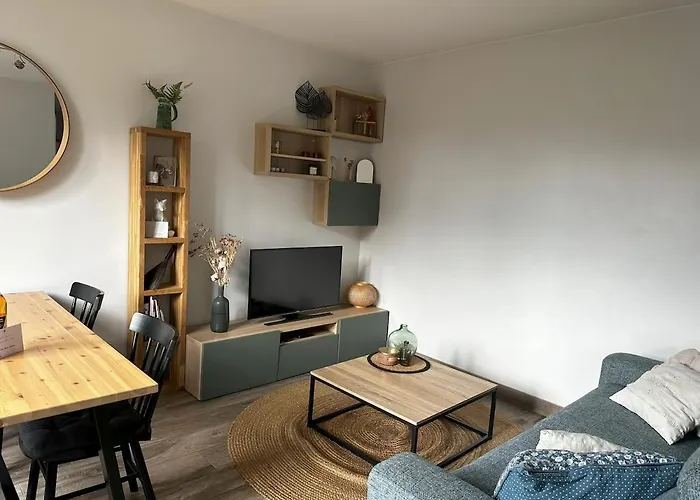 Apartamento Art De Recevoir - Douce Escapade à 8 - Lumineux Avec Terrasse&climatisation Lyon